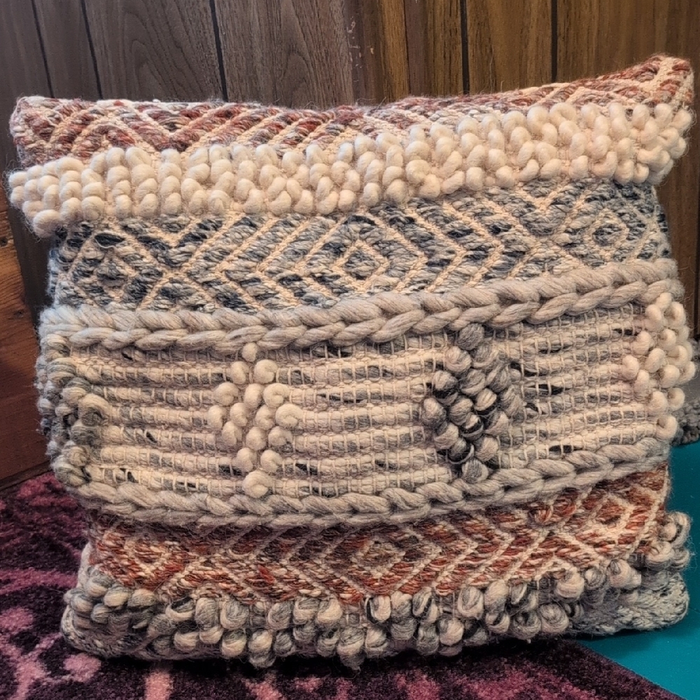 Textured Woven Accent Pillow in Cream and Gray